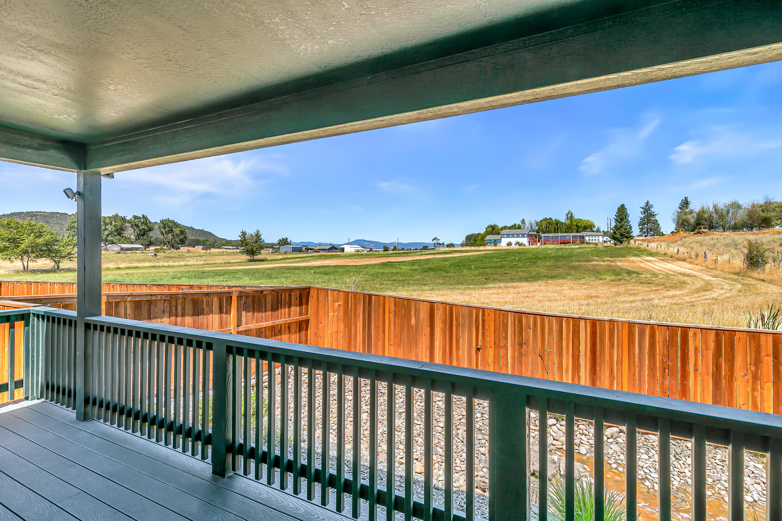 Eagle Point Meadows - Residential