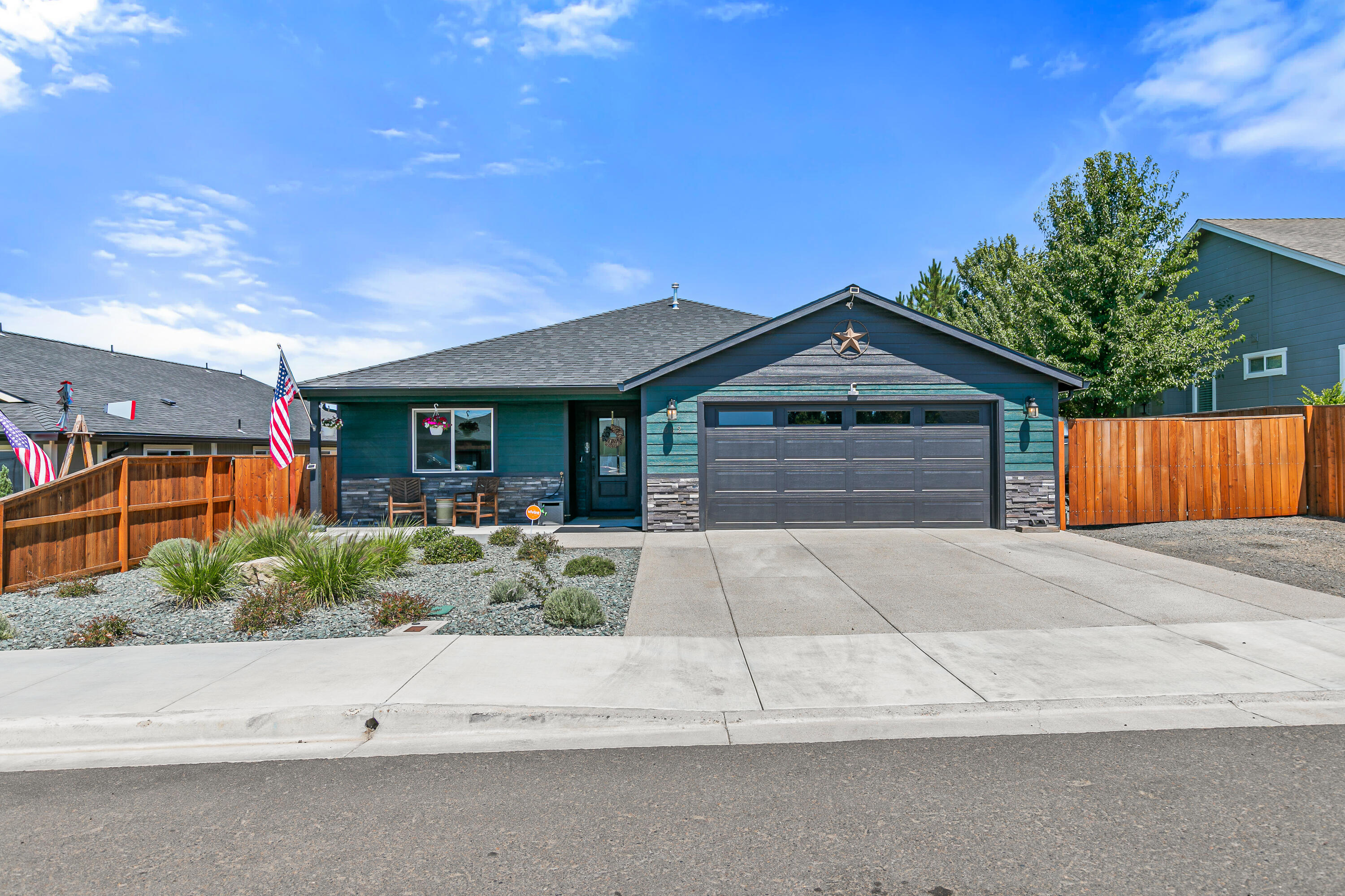 Eagle Point Meadows - Residential