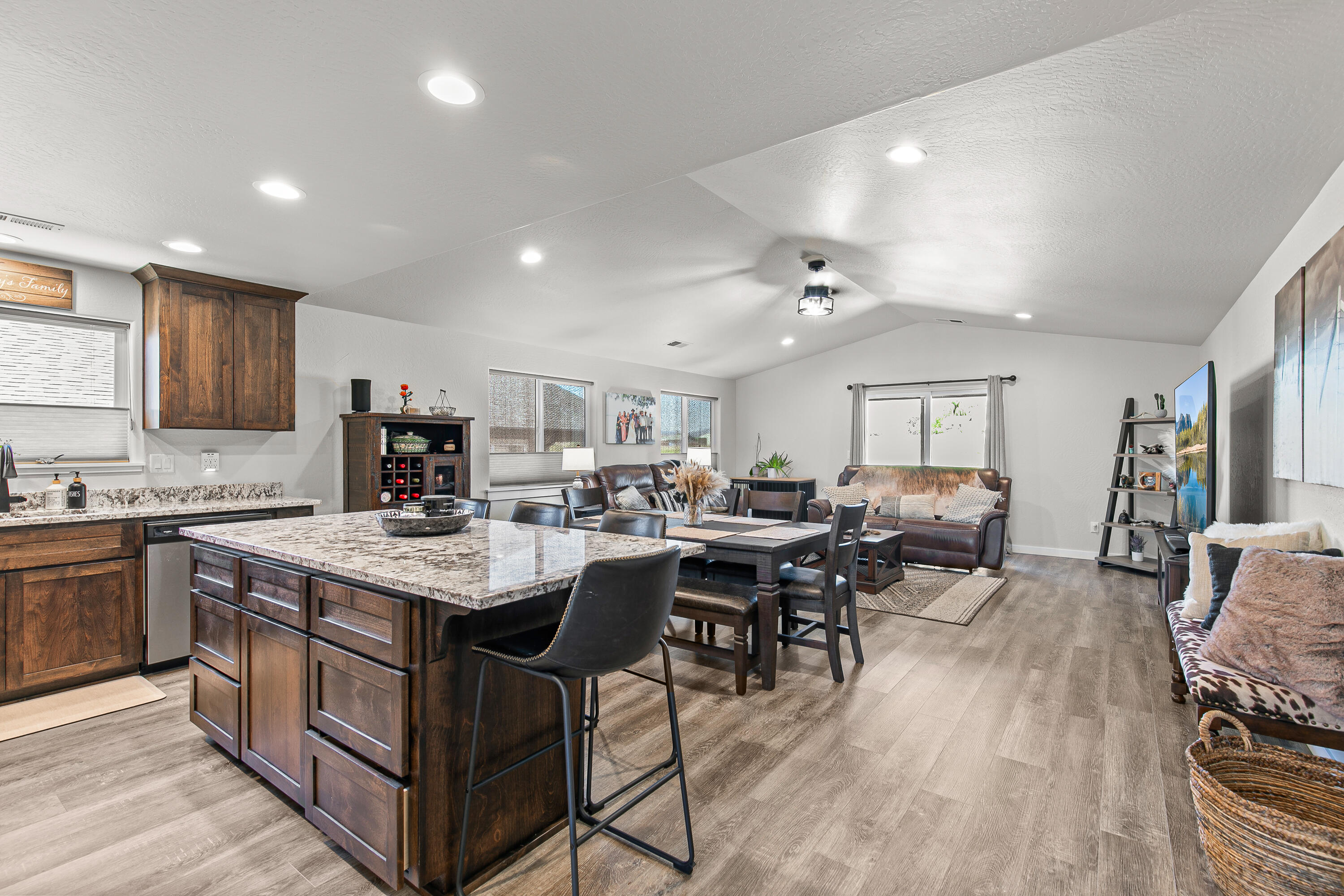 Eagle Point Meadows - Residential