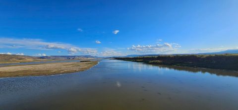 Tiny photo for 22566 Highway 140, Adel, OR 97620 (MLS # 220210443)