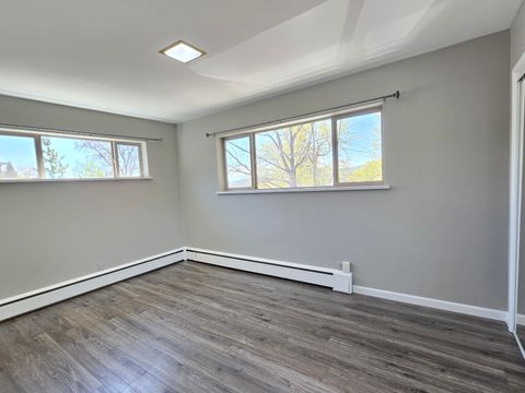 Tiny photo for 535 Pacific Terrace, Klamath Falls, OR 97601 (MLS # 220219524)