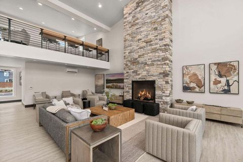 Tiny photo for 60847 SE Epic Place, Bend, OR 97702 (MLS # 220213037)