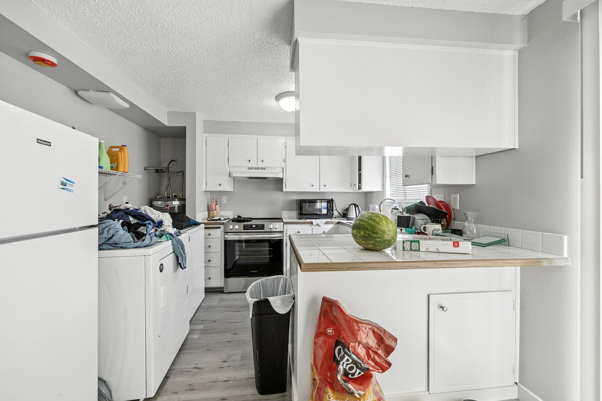 April Addition To The City Of Phoenix - Residential Income