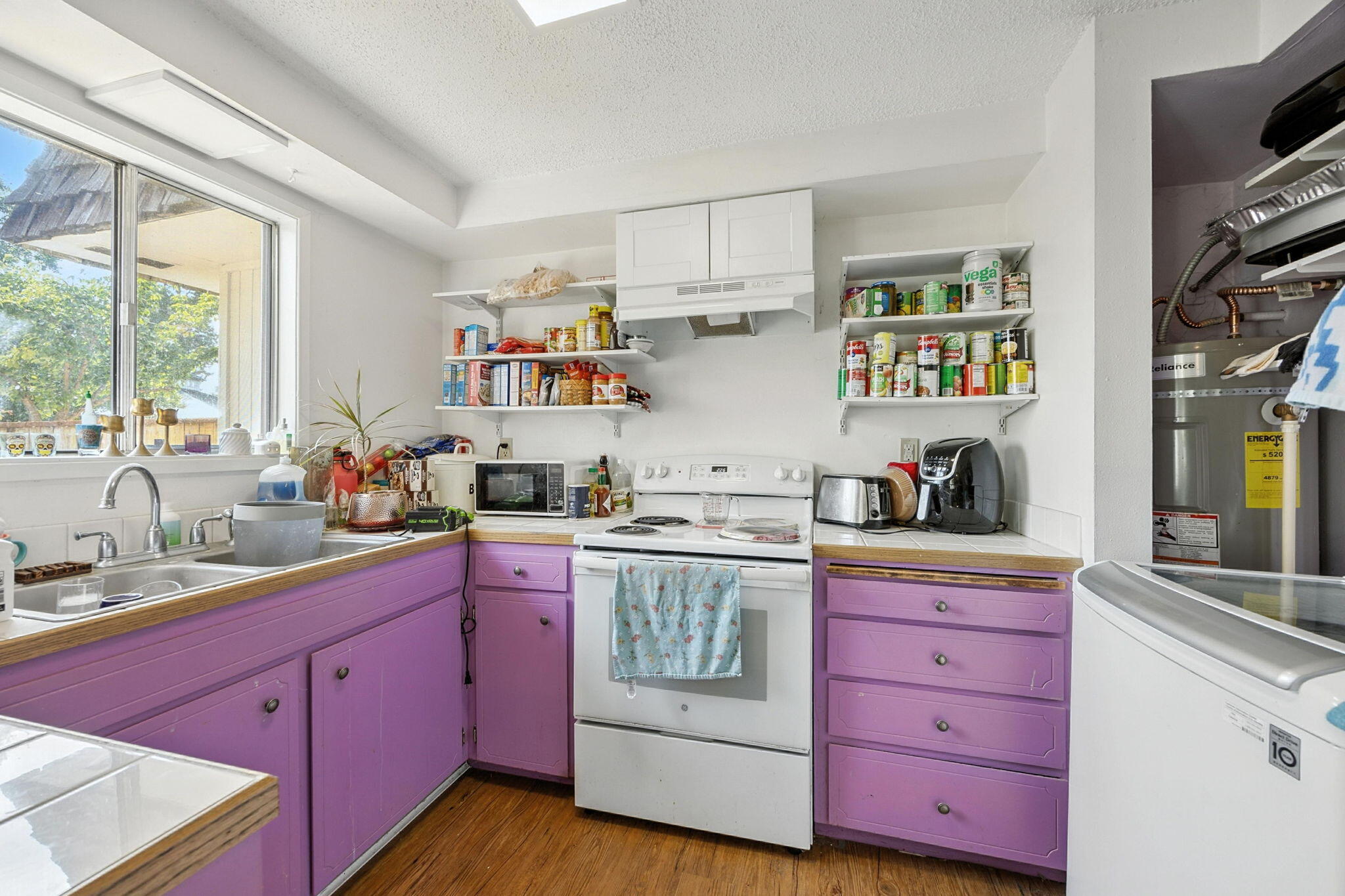 April Addition To The City Of Phoenix - Residential Income