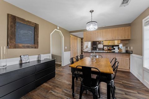 Tiny photo for 1204 Heather Lane, Central Point, OR 97502 (MLS # 220215622)