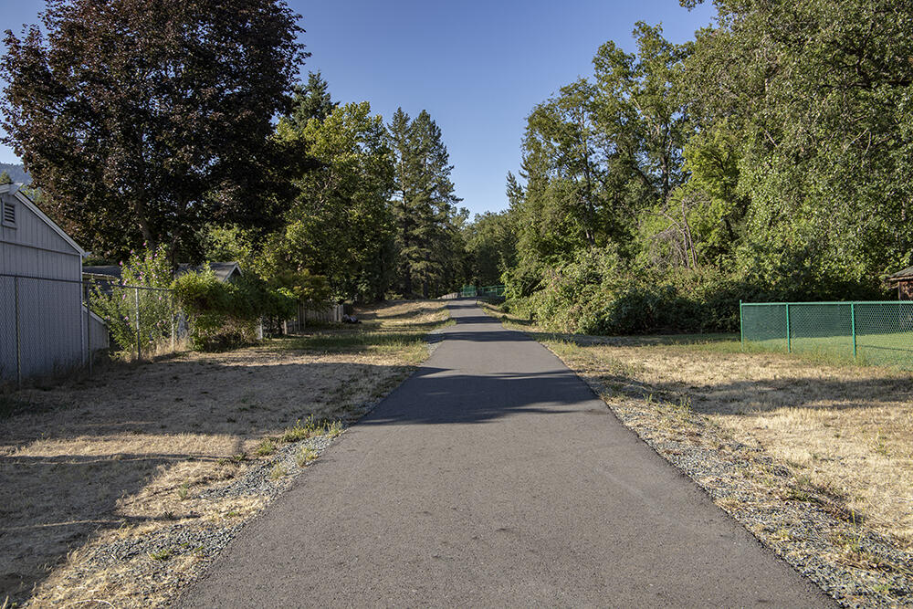 Evon Acres - Residential