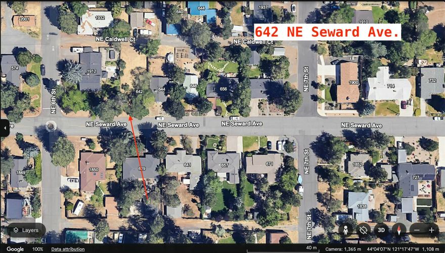 Great Mid-town location!   5663sf bare lot, walking distance to great food, shopping & public transit. Perfect lot for your new home with two additional dwelling units! Potential income property (was previously permitted for four-plex plan).