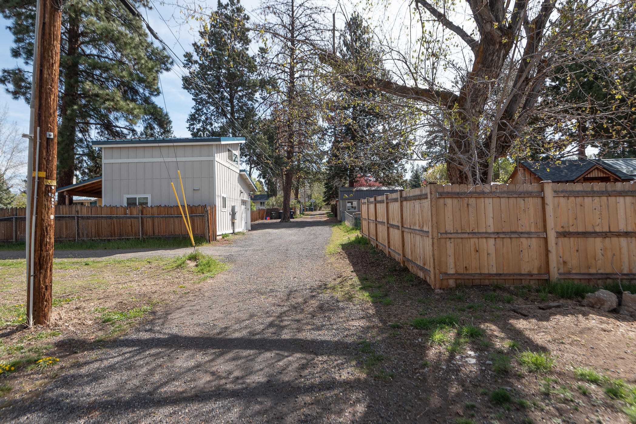 642 NE Seward Avenue