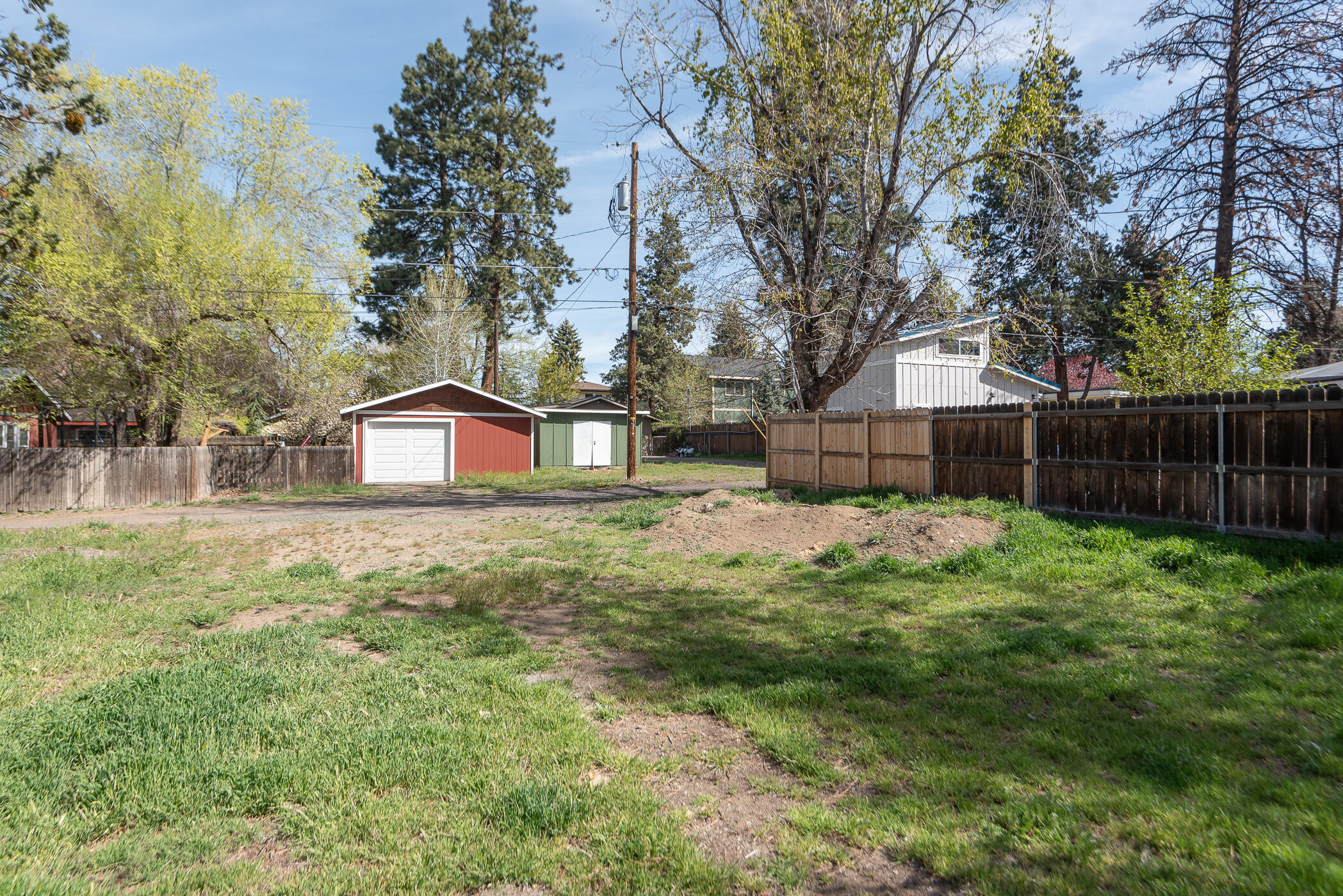 642 NE Seward Avenue