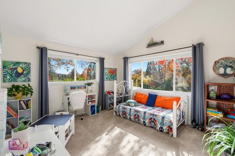 Tiny photo for 2241 Dellwood Avenue, Medford, OR 97504 (MLS # 220212035)