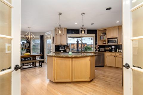 Tiny photo for 2739 Wilkshire Drive, Medford, OR 97504 (MLS # 220220157)