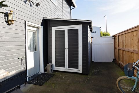 Tiny photo for 2739 Wilkshire Drive, Medford, OR 97504 (MLS # 220220157)