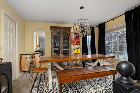 Tiny photo for 2739 Wilkshire Drive, Medford, OR 97504 (MLS # 220220157)