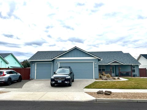 2921 NW 19th Street Redmond OR 97756