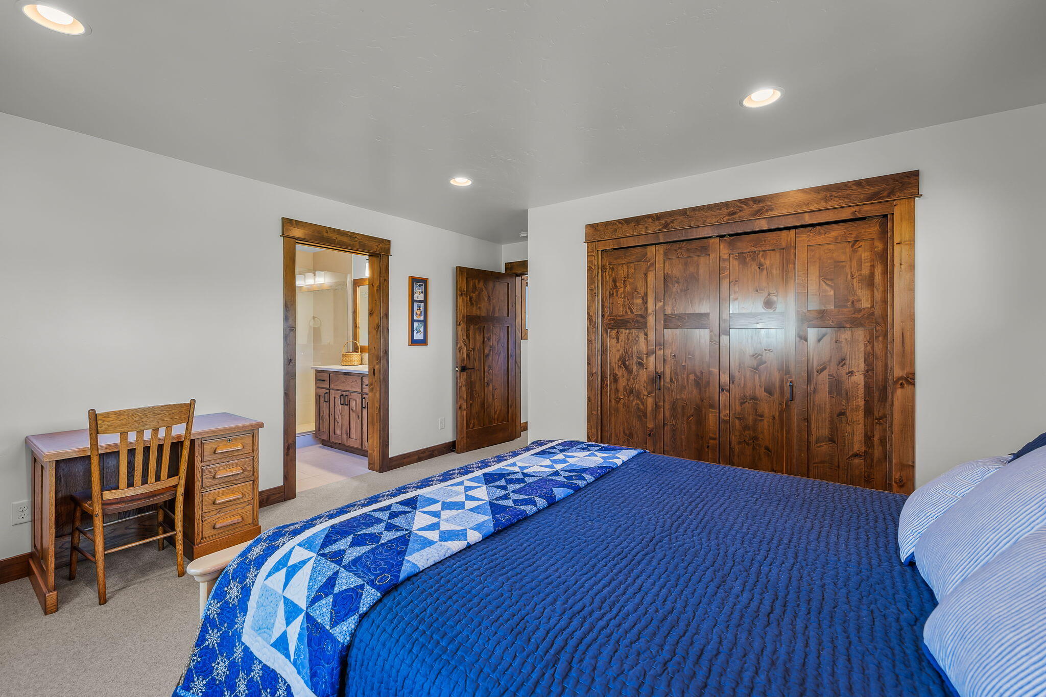 Fairway Crest Village - Residential