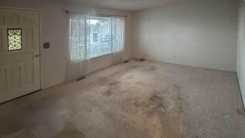 Tiny photo for 1023 NE Primrose Place, Grants Pass, OR 97526 (MLS # 220212771)