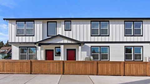 Photo of 62741 Eagle Road, Bend, OR 97701 (MLS # 220212005)