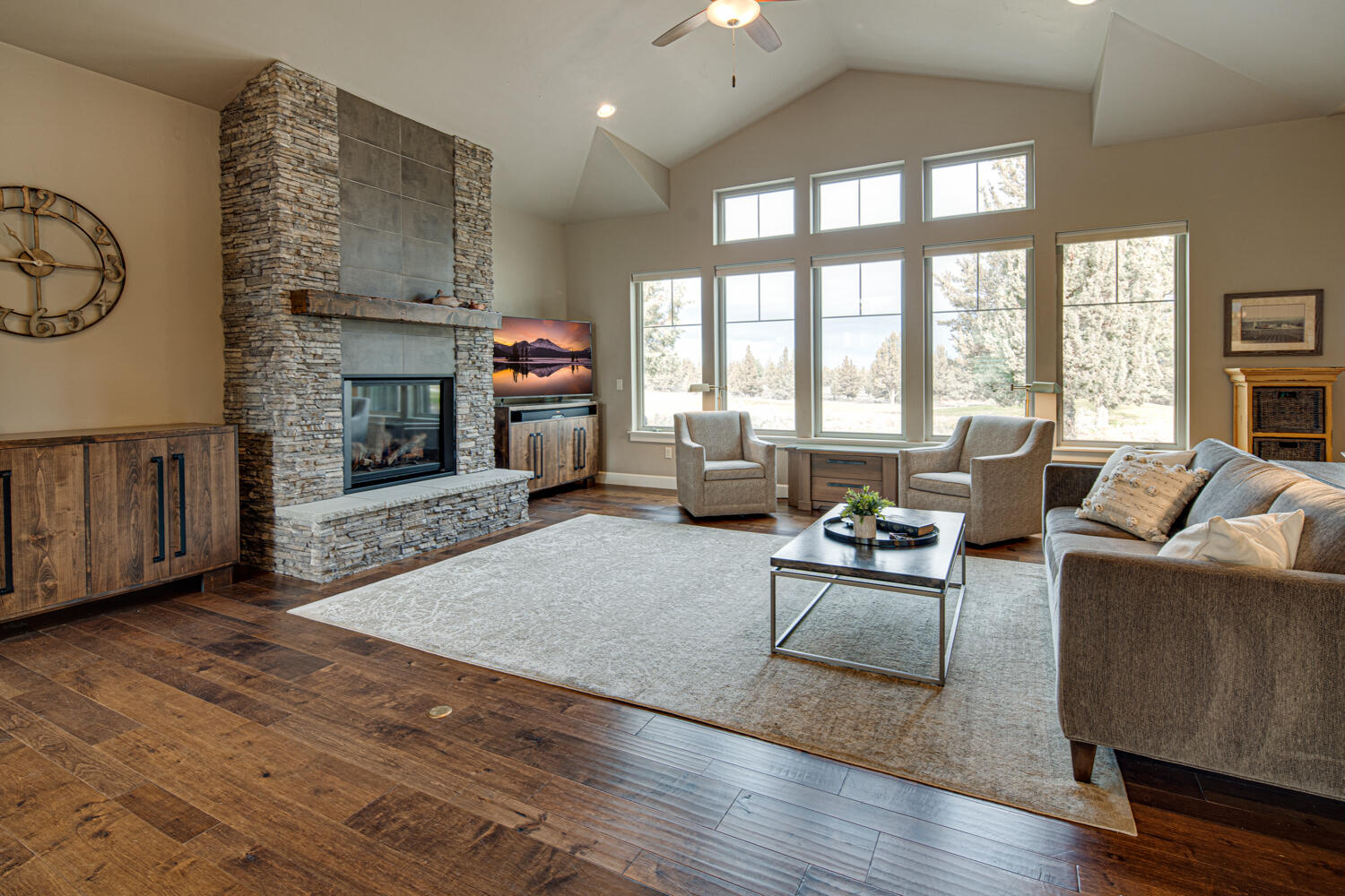 Eagle Crest - Residential