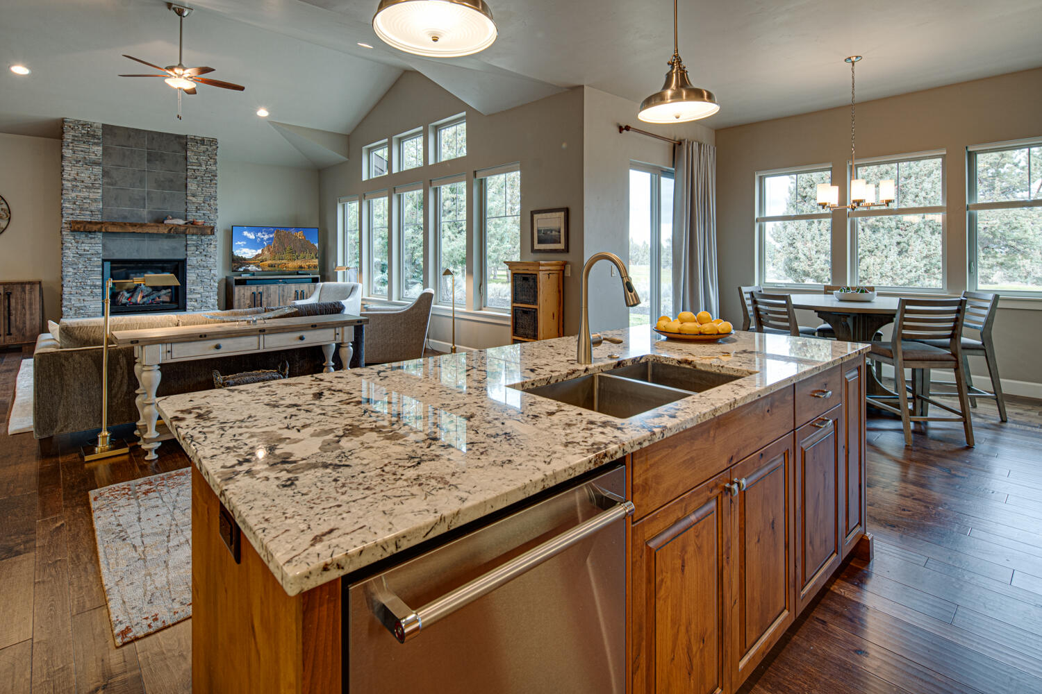 Eagle Crest - Residential