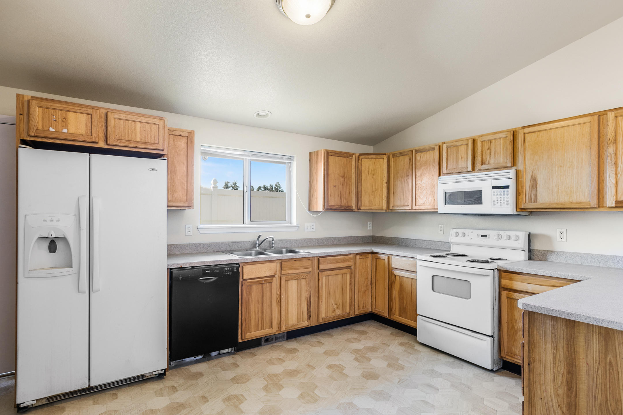 The Pines at Madras - Residential