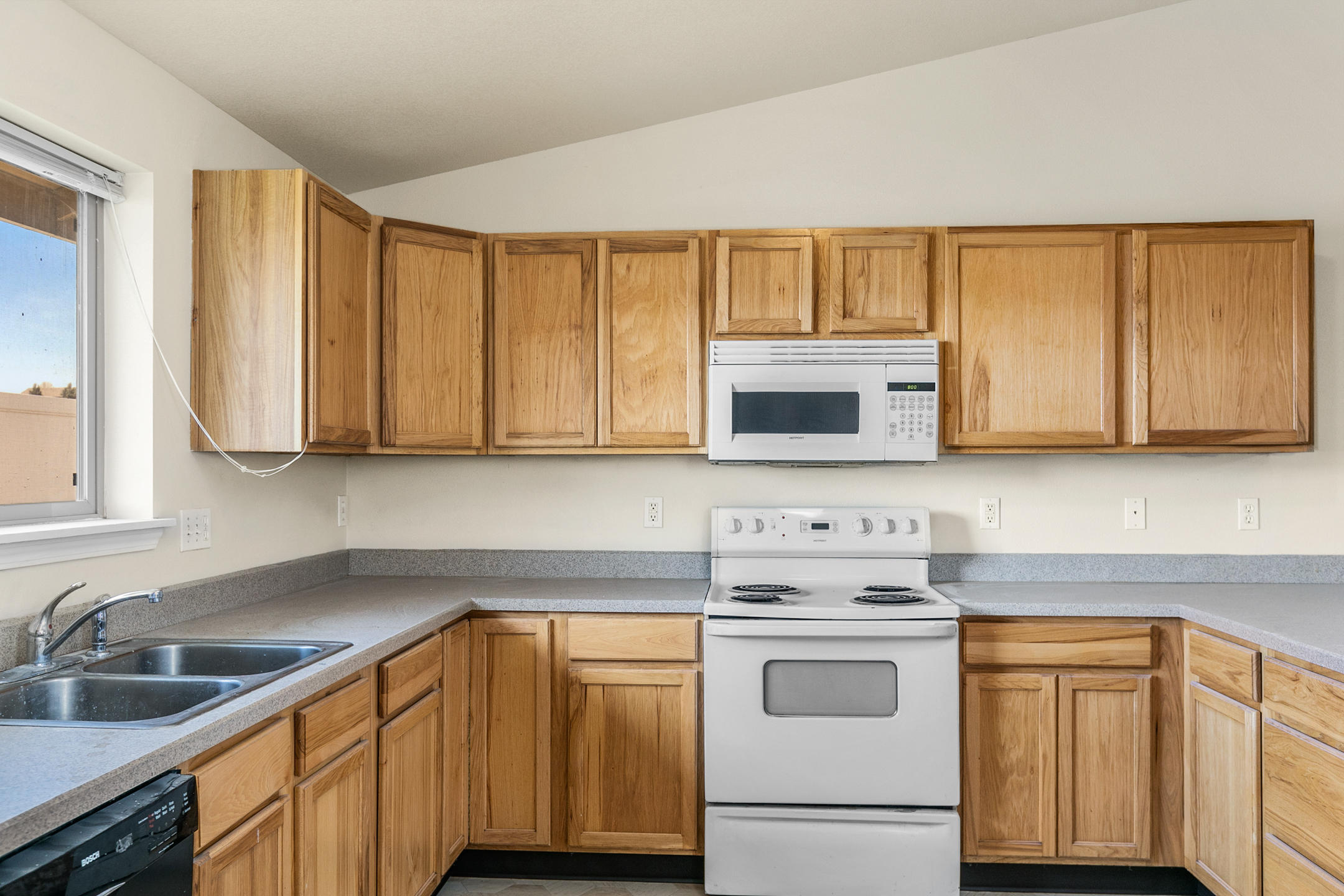 The Pines at Madras - Residential