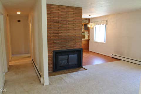 Tiny photo for 1221 N Eldorado Avenue, Klamath Falls, OR 97601 (MLS # 220223148)