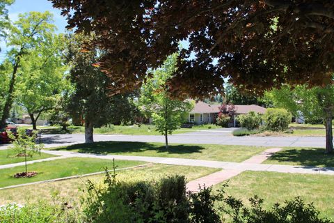 Tiny photo for 1221 N Eldorado Avenue, Klamath Falls, OR 97601 (MLS # 220223148)