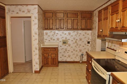 Tiny photo for 1221 N Eldorado Avenue, Klamath Falls, OR 97601 (MLS # 220223148)