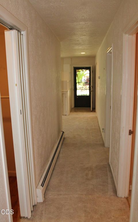 Tiny photo for 1221 N Eldorado Avenue, Klamath Falls, OR 97601 (MLS # 220223148)