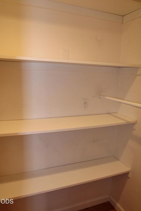 Tiny photo for 1221 N Eldorado Avenue, Klamath Falls, OR 97601 (MLS # 220223148)