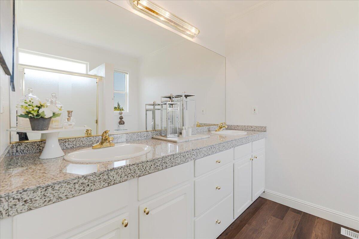 Eagle Crest - Residential