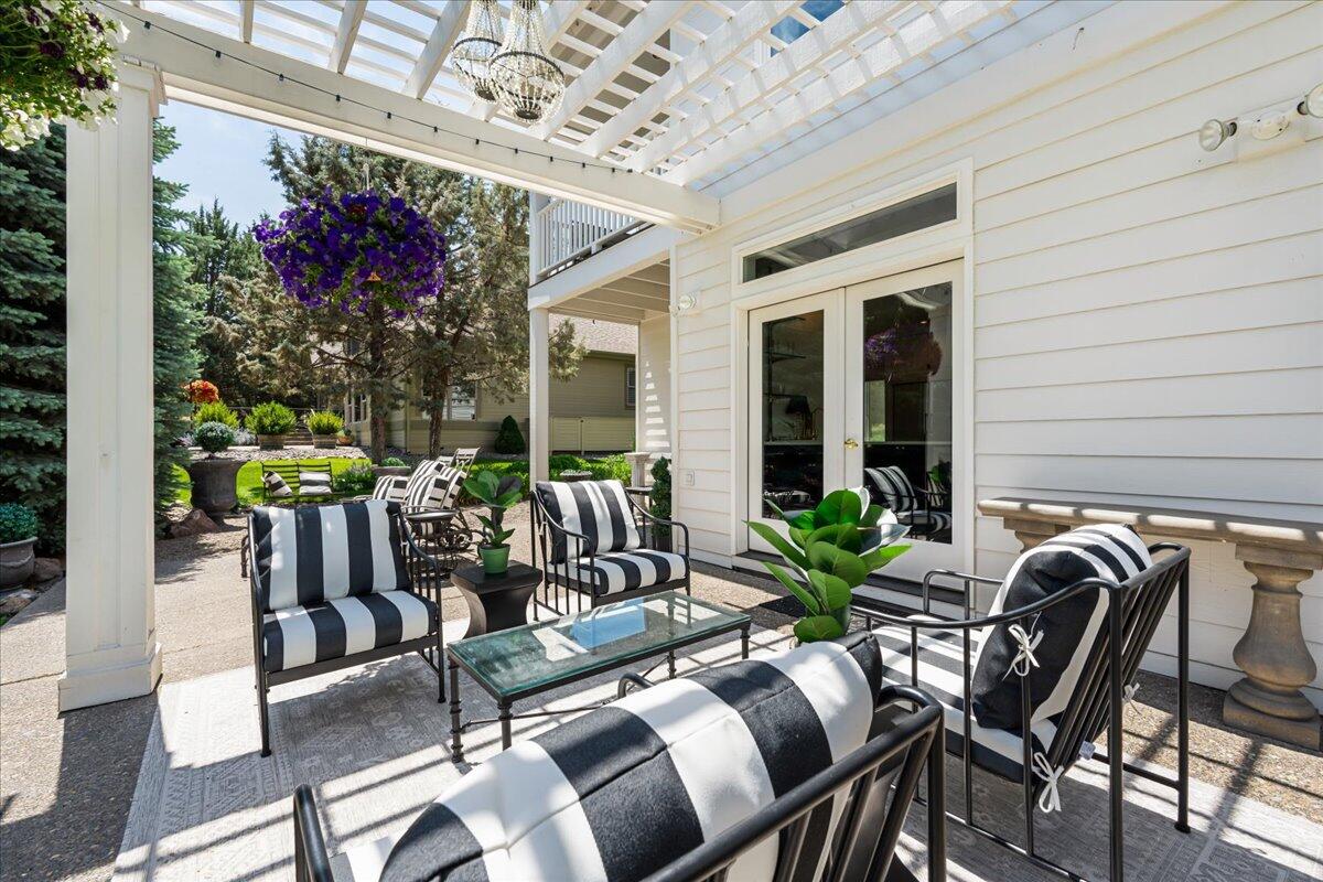 Eagle Crest - Residential