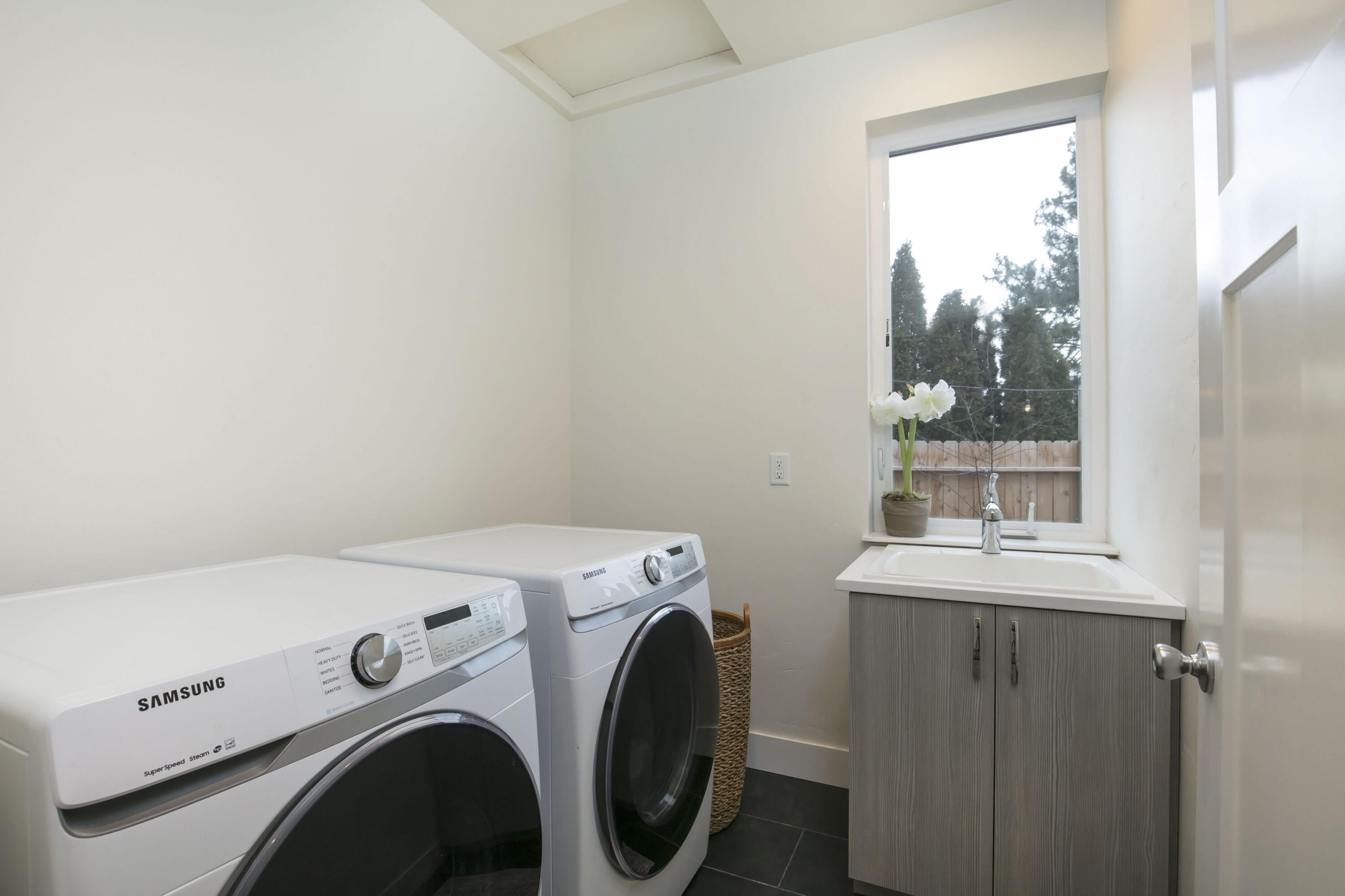 Majestic - Residential