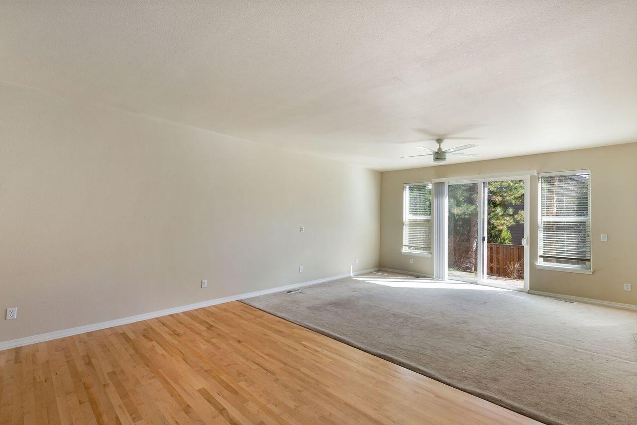 61148 Foxglove Loop