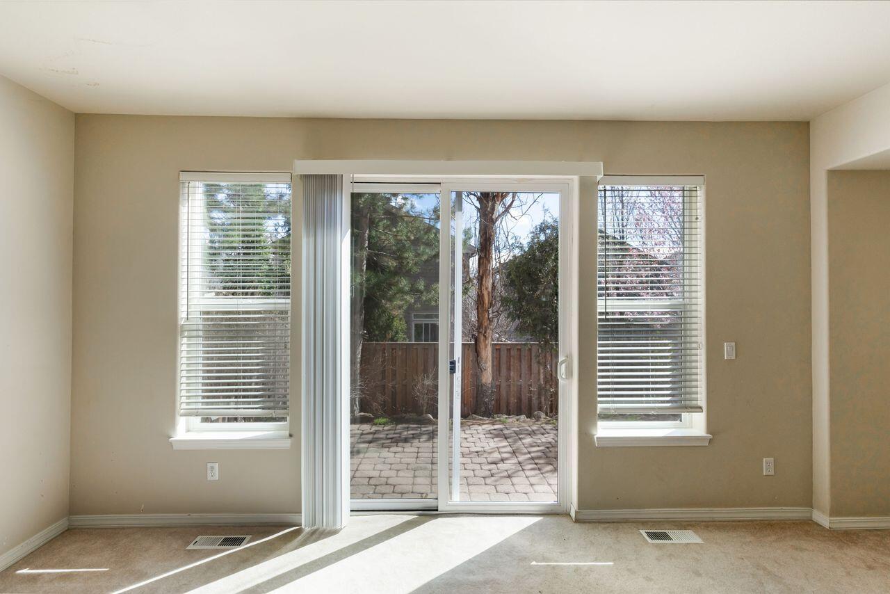 61148 Foxglove Loop