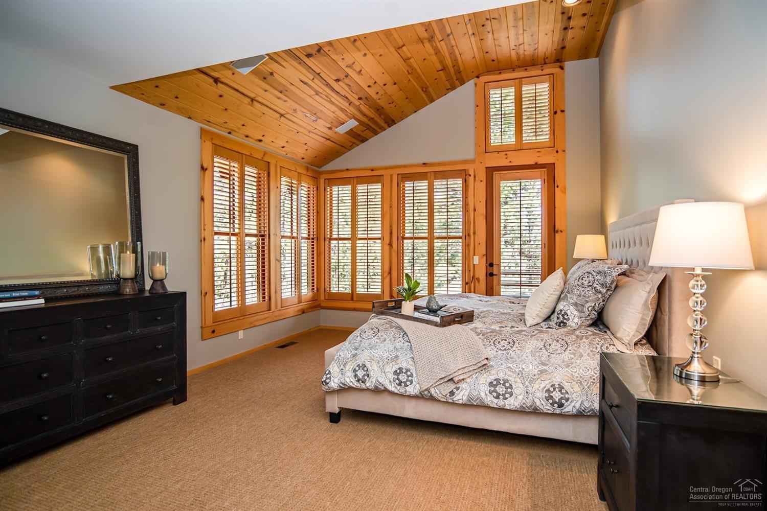 Broken Top - Residential