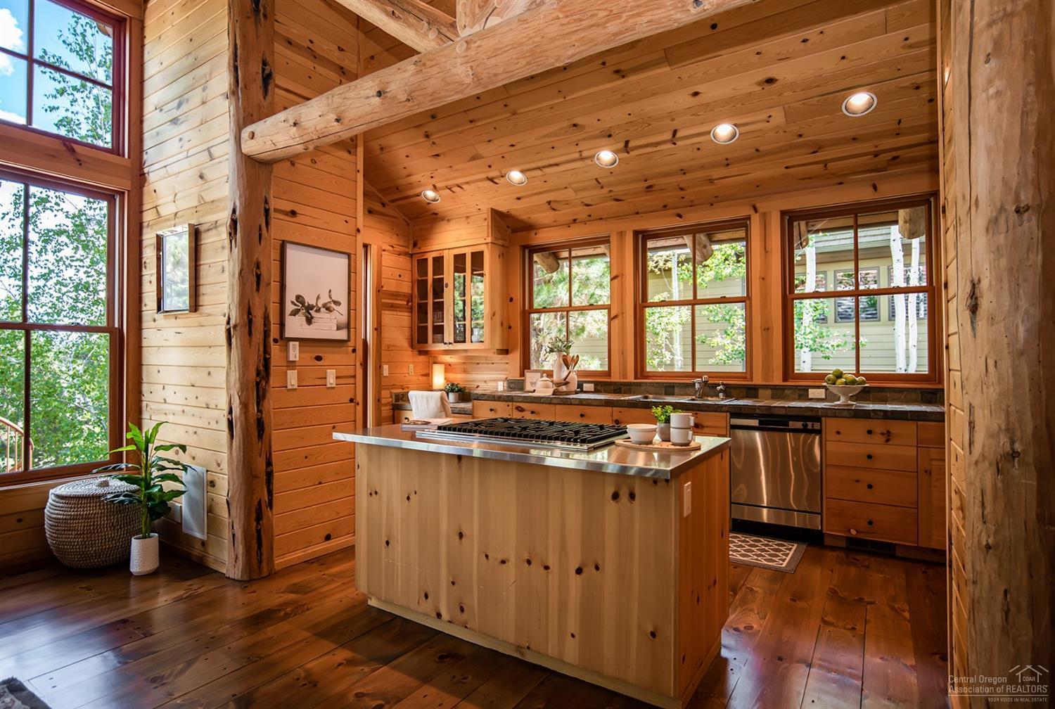 Broken Top - Residential