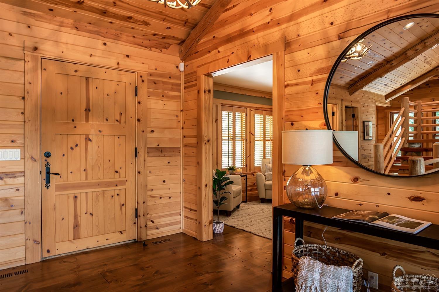 Broken Top - Residential