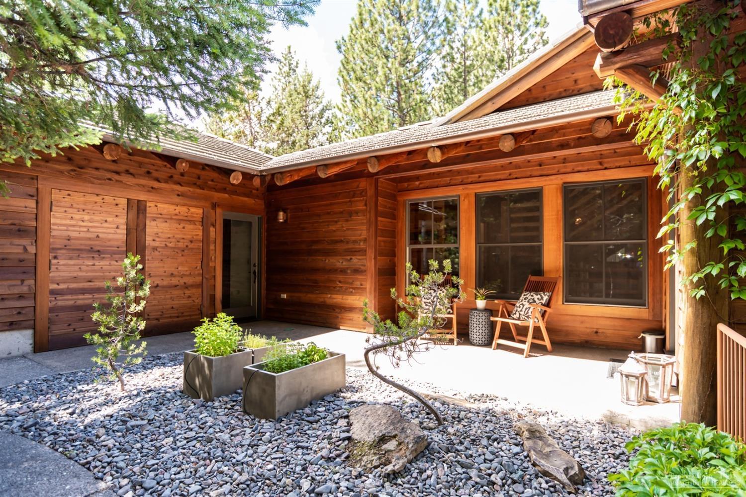 Broken Top - Residential