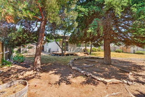 Tiny photo for 1545 SW 17th Street, Redmond, OR 97756 (MLS # 220225849)