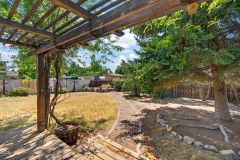 Tiny photo for 1545 SW 17th Street, Redmond, OR 97756 (MLS # 220225849)