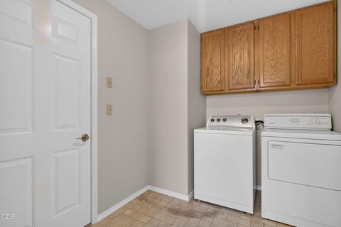 Tiny photo for 1545 SW 17th Street, Redmond, OR 97756 (MLS # 220225849)