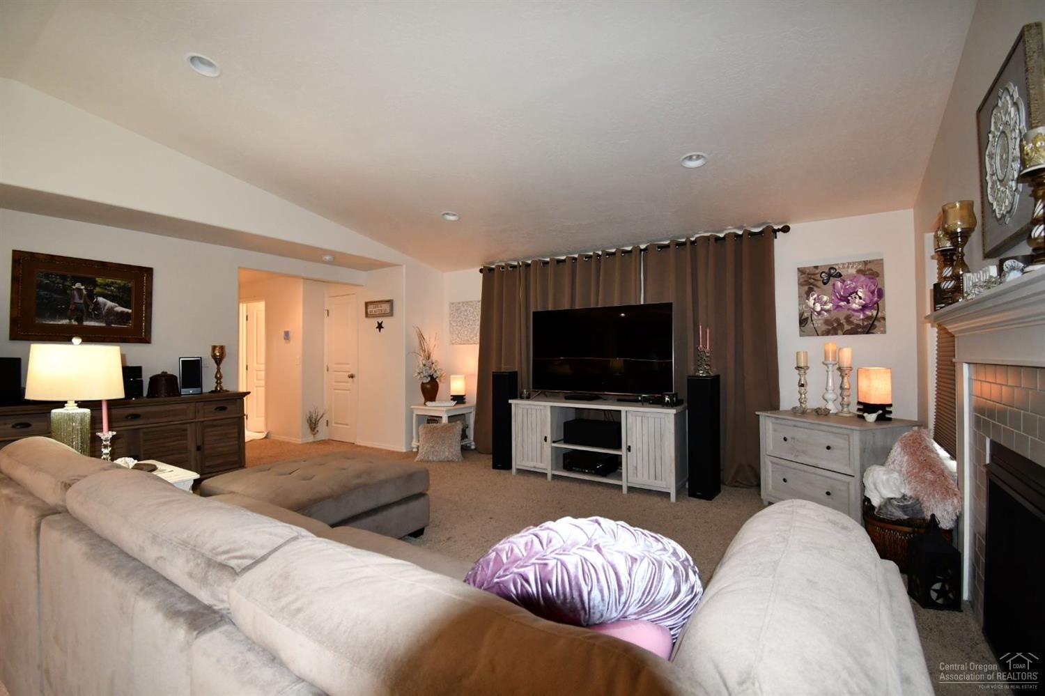 Pettigrew Place - Residential