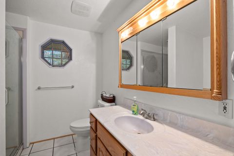 Tiny photo for 330 Tunnel Creek Road, Grants Pass, OR 97526 (MLS # 220213844)