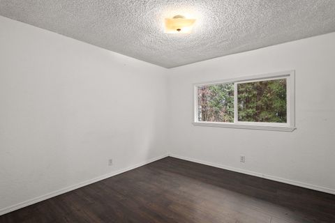 Tiny photo for 330 Tunnel Creek Road, Grants Pass, OR 97526 (MLS # 220213844)