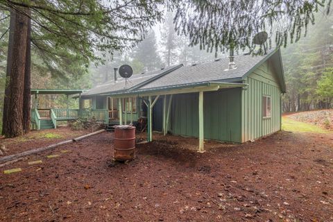 Tiny photo for 330 Tunnel Creek Road, Grants Pass, OR 97526 (MLS # 220213844)