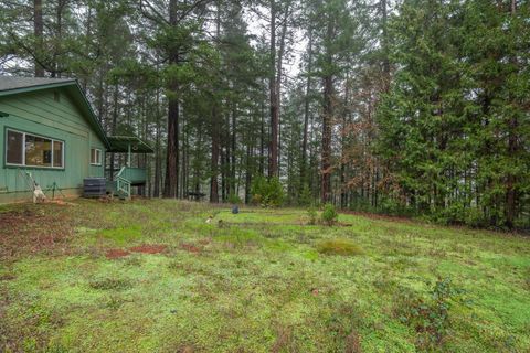 Tiny photo for 330 Tunnel Creek Road, Grants Pass, OR 97526 (MLS # 220213844)