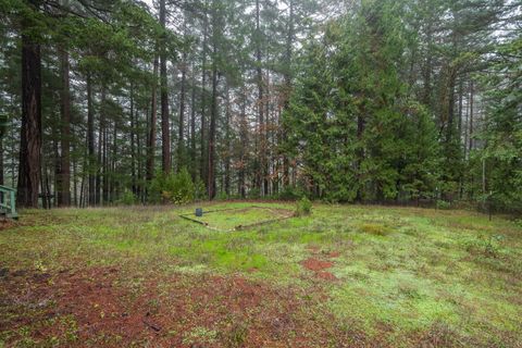 Tiny photo for 330 Tunnel Creek Road, Grants Pass, OR 97526 (MLS # 220213844)