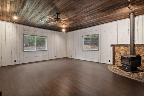 Tiny photo for 330 Tunnel Creek Road, Grants Pass, OR 97526 (MLS # 220213844)