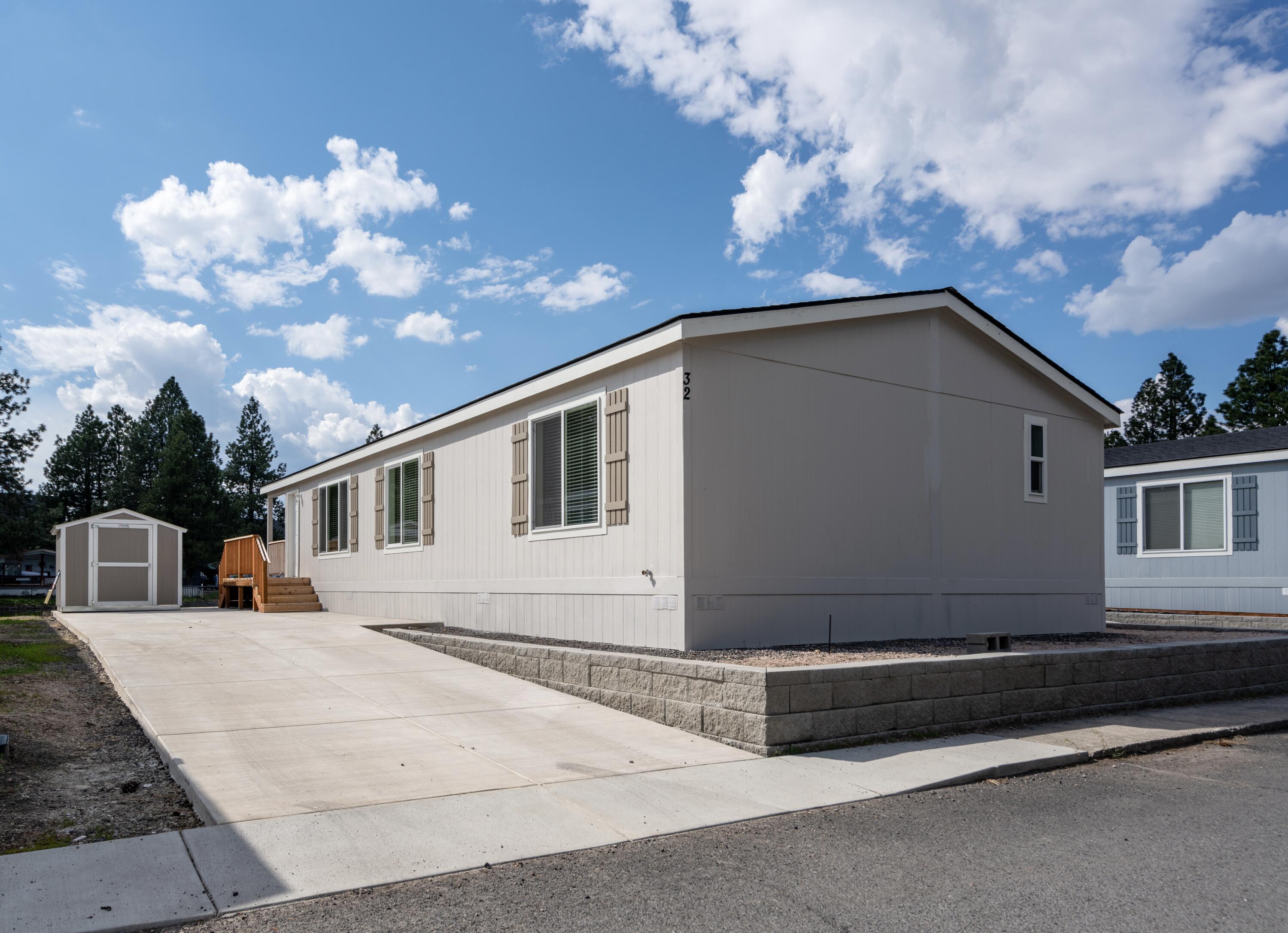 The Pines - Residential